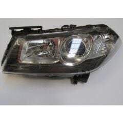 RENAULT MEGANE- 2- 07/09; FAR LAMBASI SAĞ ELEKTRİKLİ/MOTORSUZ SİYAH 5 FİŞ MERCEKLİ MAKYAJLI(AYFAR)