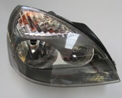 RENAULT CLIO- 2- SD/HB- 02/08; FAR LAMBASI SAĞ ELEKTRİKLİ/MOTORSUZ GRİ 5FİŞLİ (H1/H7) (AYFAR)