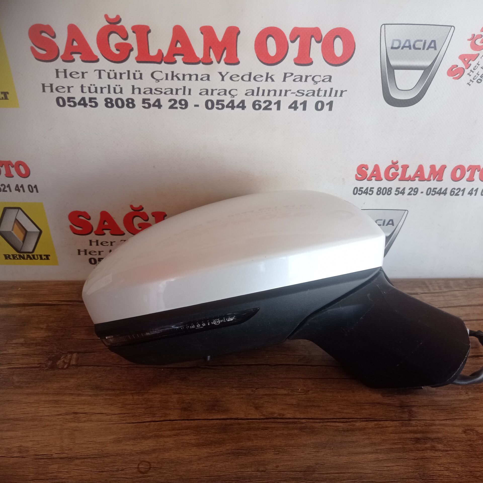 CLİO 5 SAĞ AYNA ORJİNAL ÇIKMA