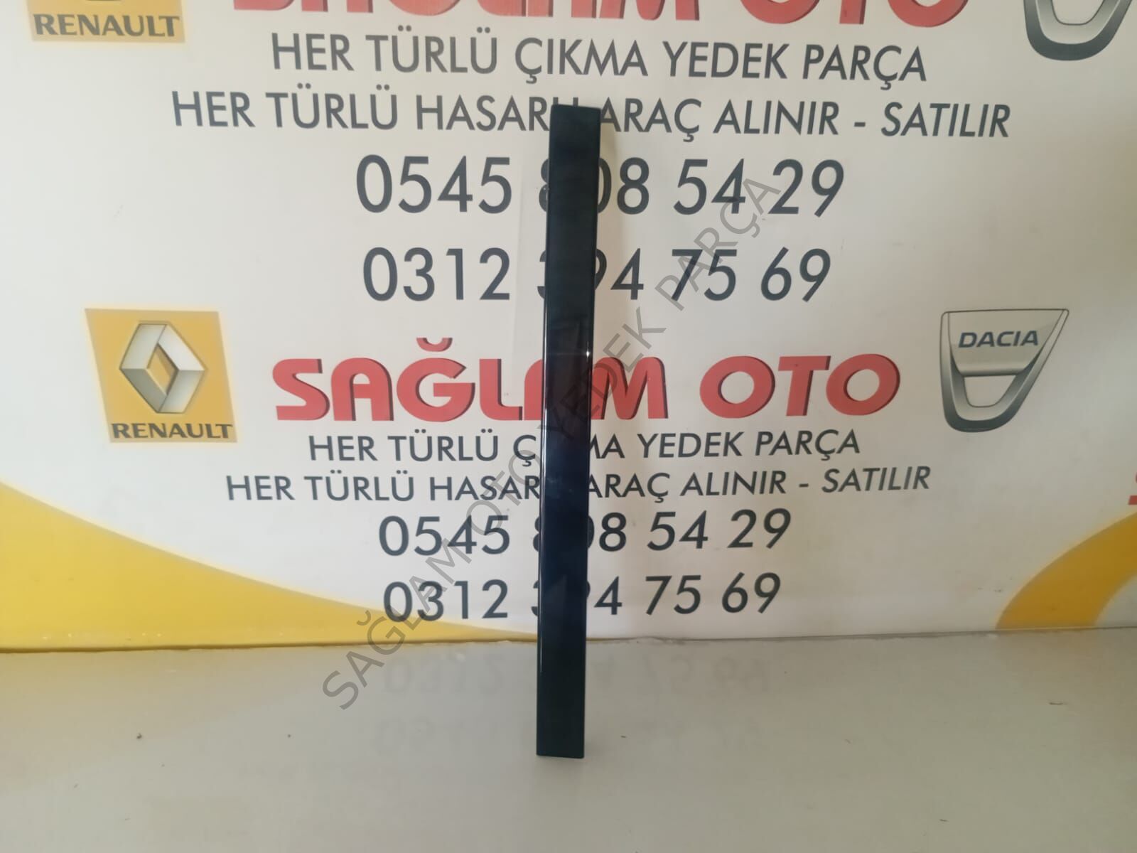822b59454R , Megane 4 Sol Arka Kelebek Cam Çıtası