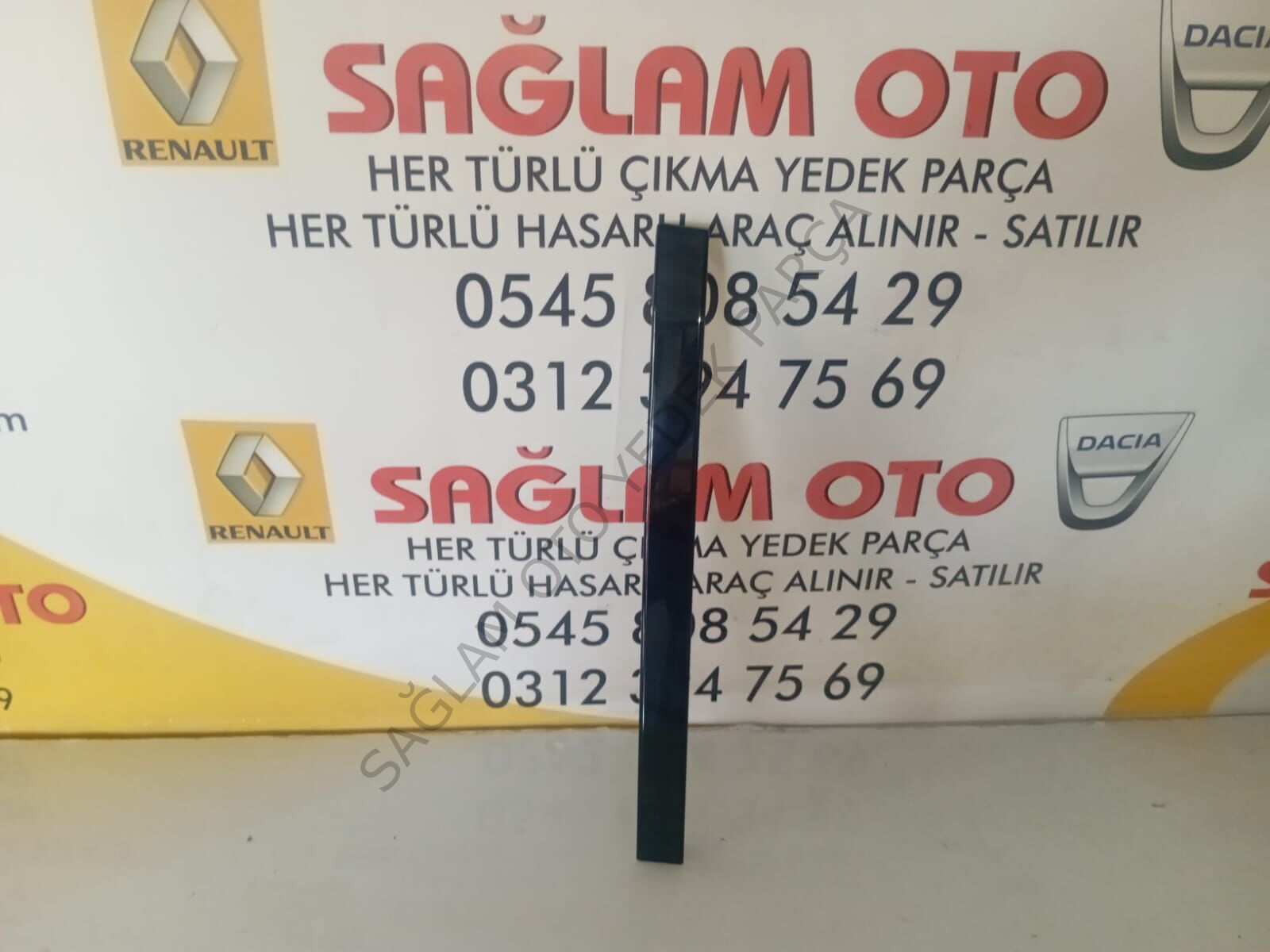 822B49307 ,Megane 4 Sağ Arka Kelebek Cam Çıtası