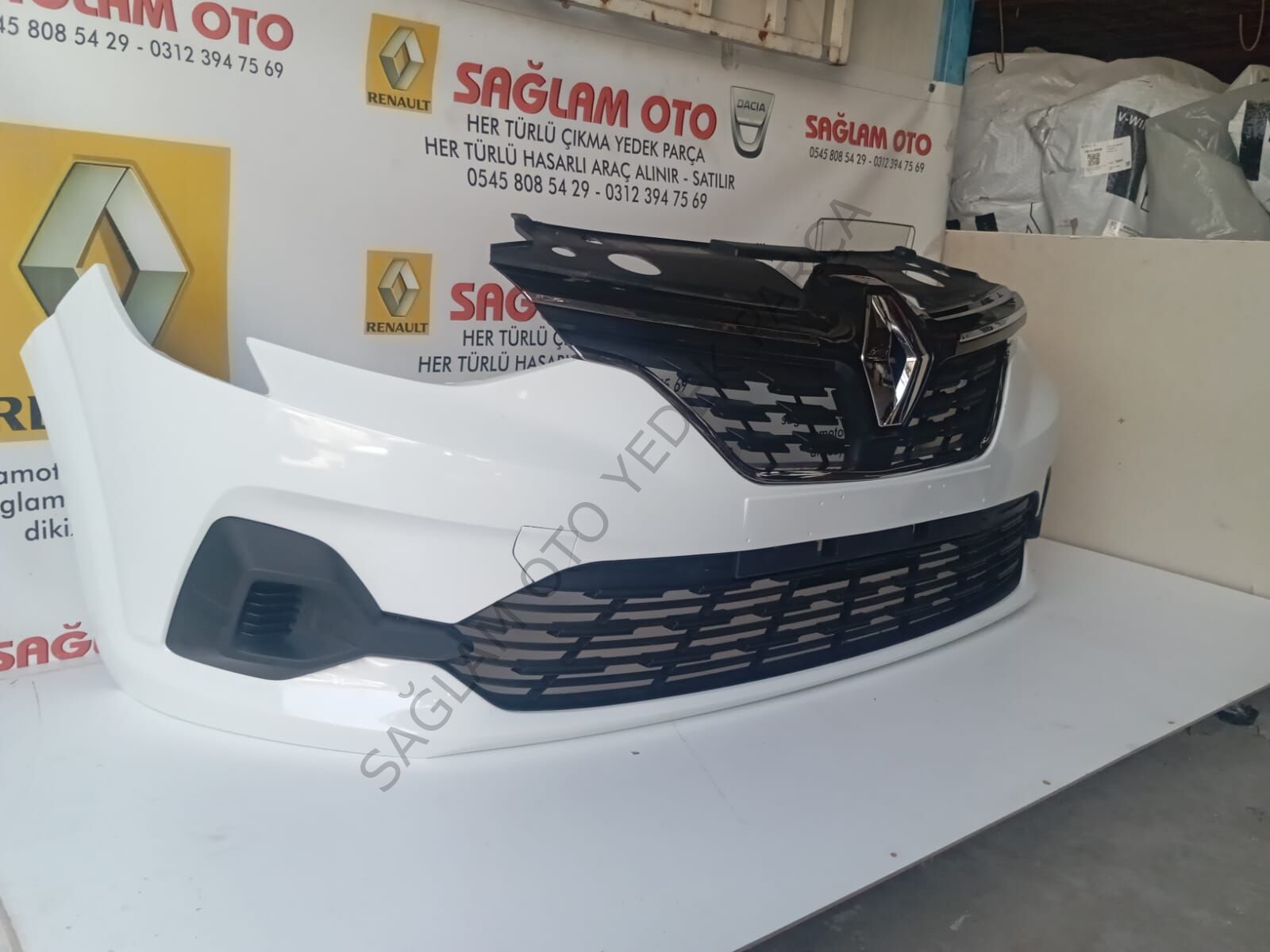 Renault Taliant Ön Tampon Dolu Beyaz Renk