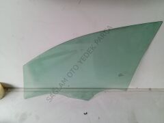 Renault Clio 5 Sağ Ön Kapı  Camı